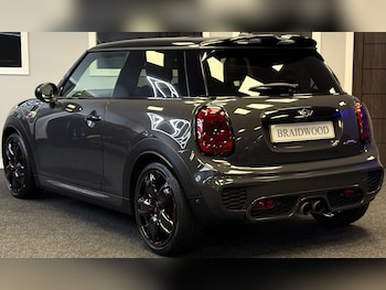 Used MINI Hatch 2017 for sale - 77014411: Photo