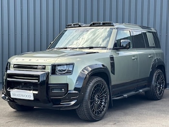 Used Land Rover Defender 2021 for sale - 76061569: Photo