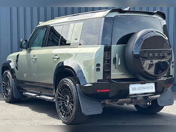 Used Land Rover Defender 2021 for sale - 76061569: Photo