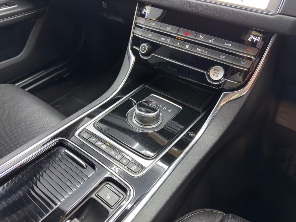 Used Jaguar XF 2019 for sale - 76061568: Photo 19