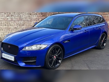 Used Jaguar XF 2019 for sale - 76061568: Photo