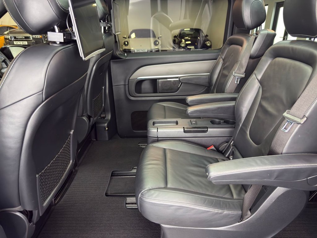 Used Mercedes-Benz V-Class 2016 for sale - 76445859: Photo 12