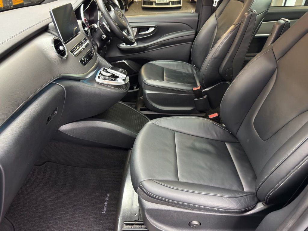 Used Mercedes-Benz V-Class 2016 for sale - 76445859: Photo 15