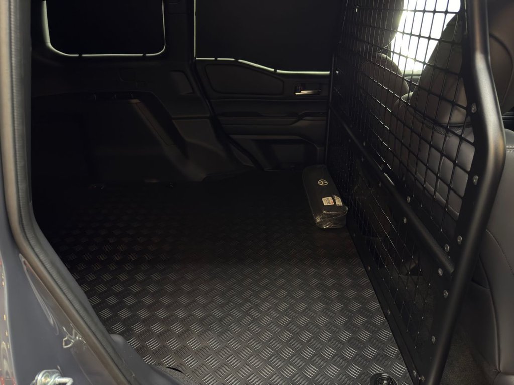 Used Toyota Land Cruiser 2025 for sale - 77672781: Photo 13