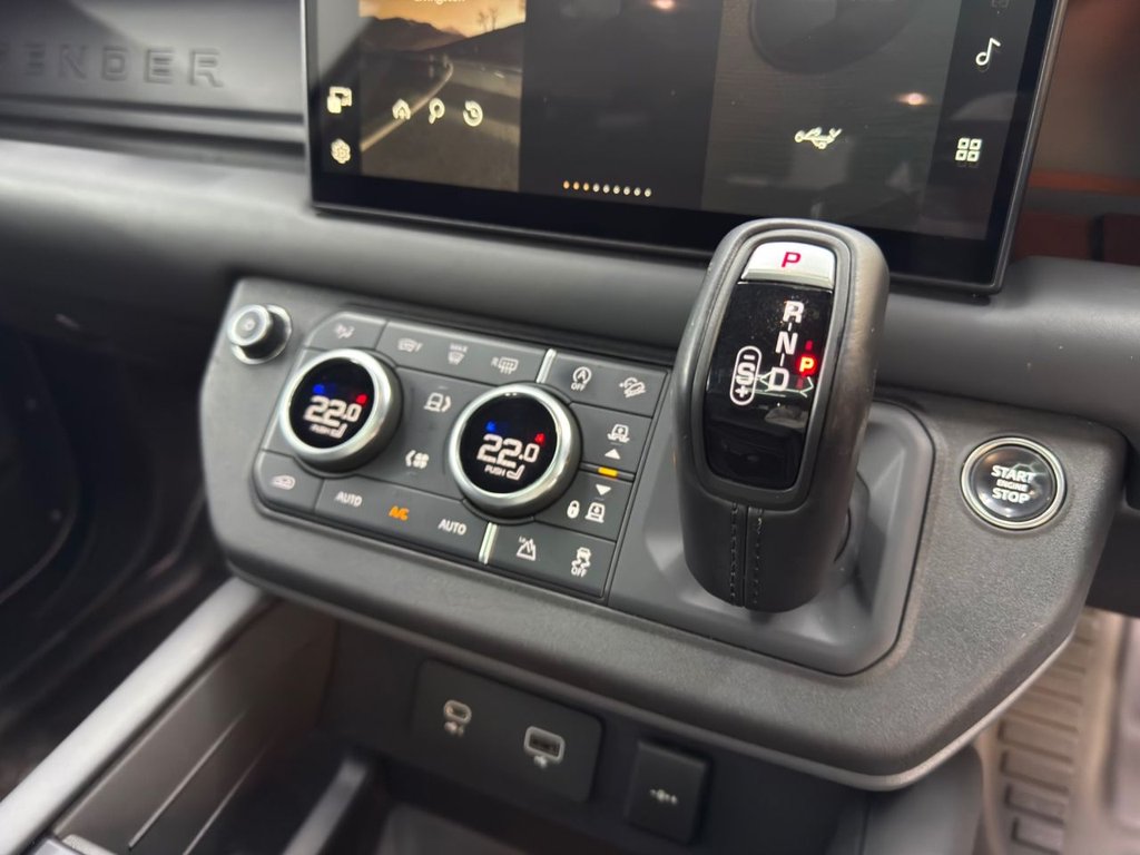 Used Land Rover Defender 2024 for sale - 77563861: Photo 15