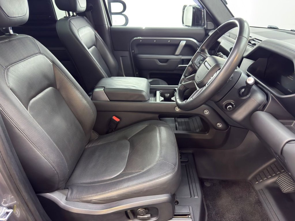 Used Land Rover Defender 2024 for sale - 77563861: Photo 8