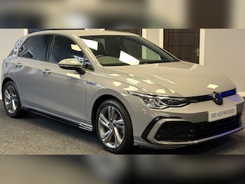 Used Volkswagen Golf 2023 for sale - 77672782: Photo