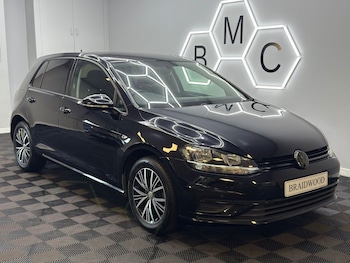 Used Volkswagen Golf 2017 for sale - 79233471: Photo