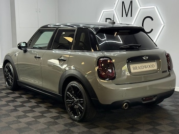 Used MINI Hatch 2017 for sale - 79300289: Photo