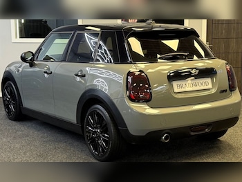 Used MINI Hatch 2017 for sale - 79300289: Photo