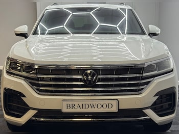 Used Volkswagen Touareg 2023 for sale - 77397302: Photo