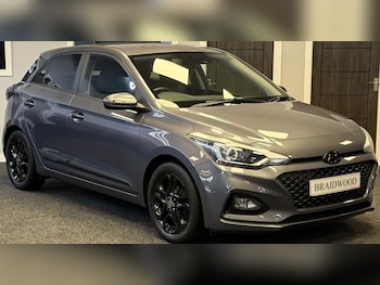Used Hyundai i20 2019 for sale - 79178602: Photo
