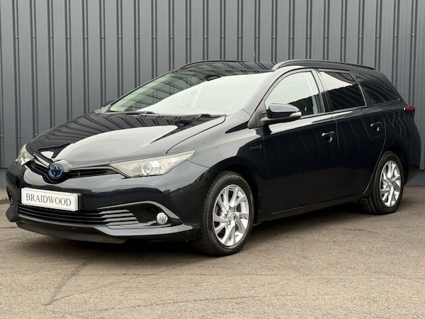 Used Toyota Auris 2016 for sale - 76250169: Photo 1