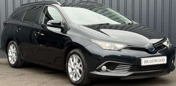 Used Toyota Auris 2016 for sale - 76250169: Photo 2