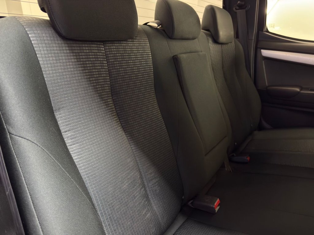 Used Isuzu D-Max 2017 for sale - 76420079: Photo 15