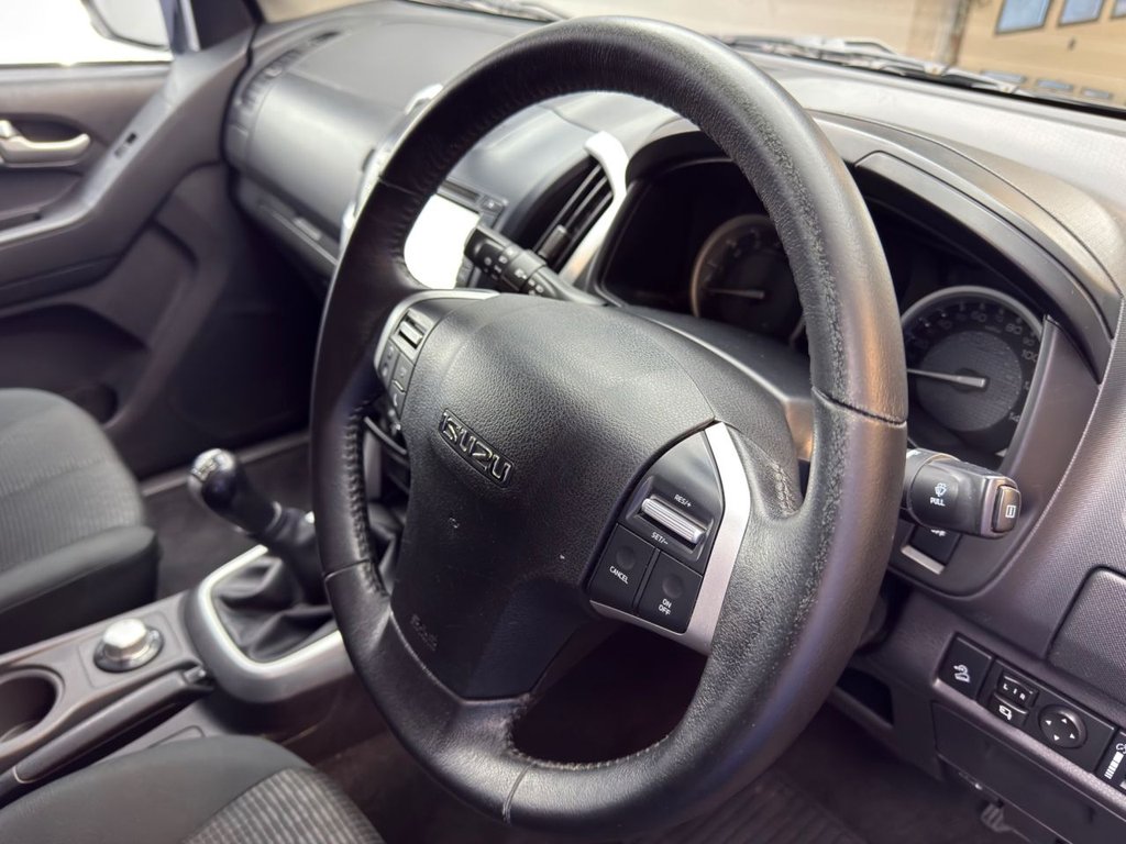 Used Isuzu D-Max 2017 for sale - 76420079: Photo 7