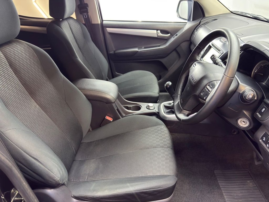 Used Isuzu D-Max 2017 for sale - 76420079: Photo 8