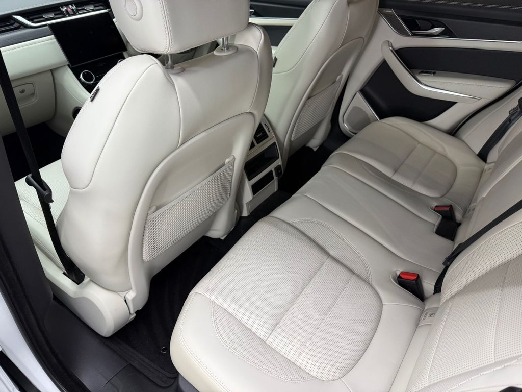 Used Jaguar F-Pace 2022 for sale - 76768766: Photo 13