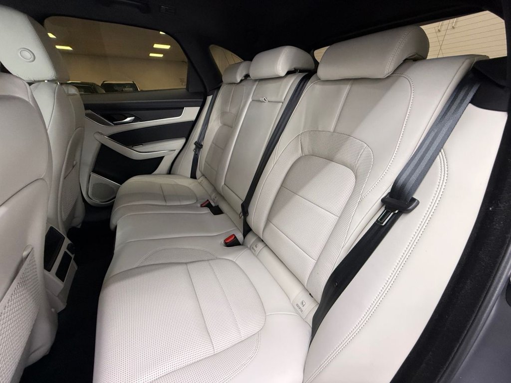 Used Jaguar F-Pace 2022 for sale - 76768766: Photo 15