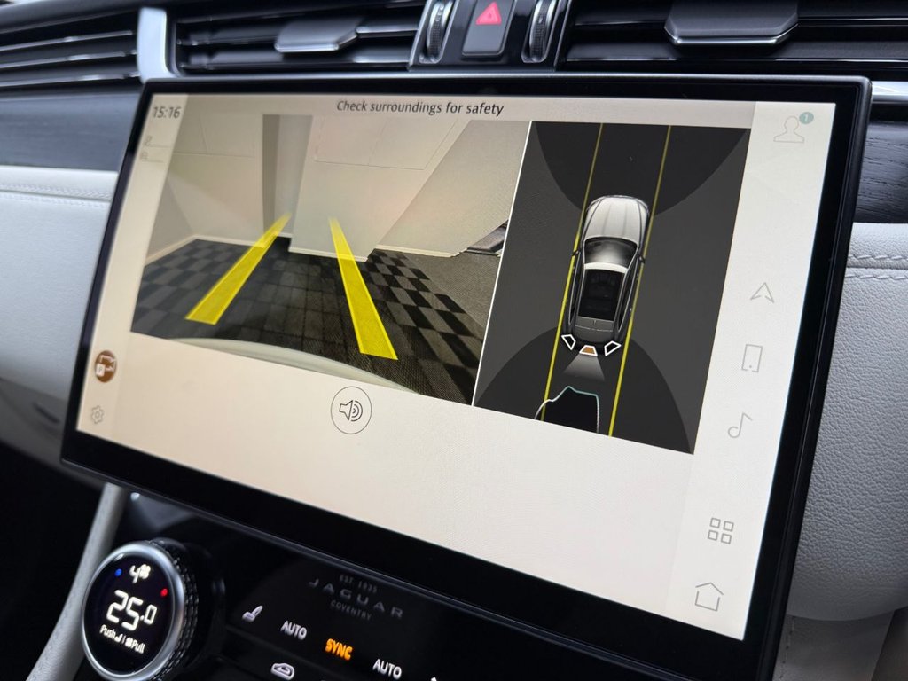 Used Jaguar F-Pace 2022 for sale - 76768766: Photo 22