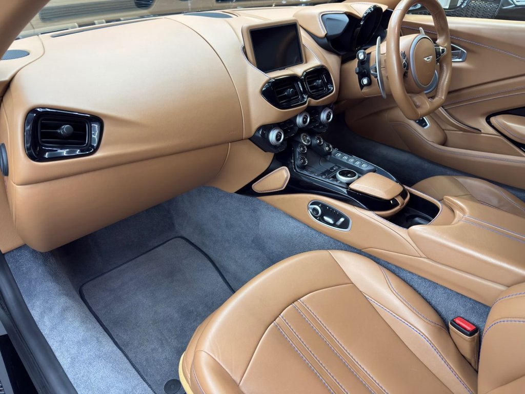 Used Aston Martin Vantage 2019 for sale - 76655036: Photo 11