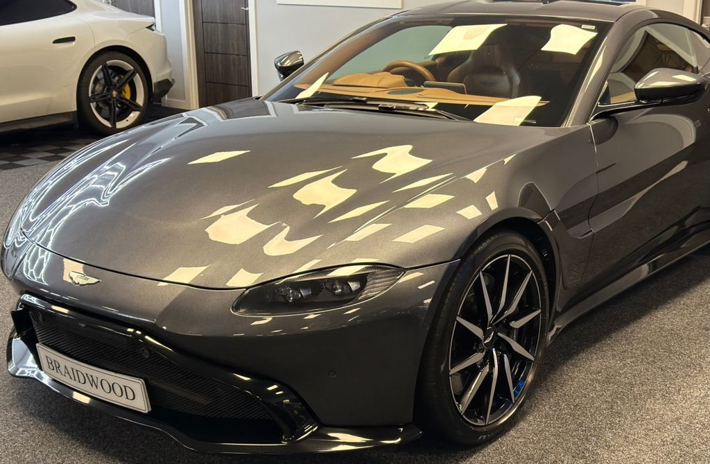 Used Aston Martin Vantage 2019 for sale - 76655036: Photo 24