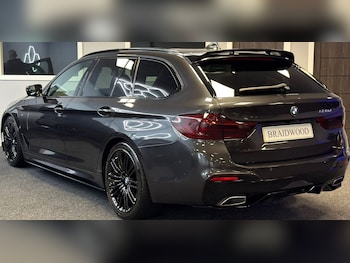 Used BMW 5 Series 2020 for sale - 76245432: Photo