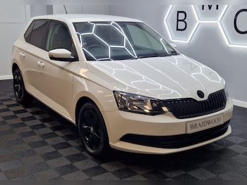 Used Skoda Fabia 2018 for sale - 78892409: Photo