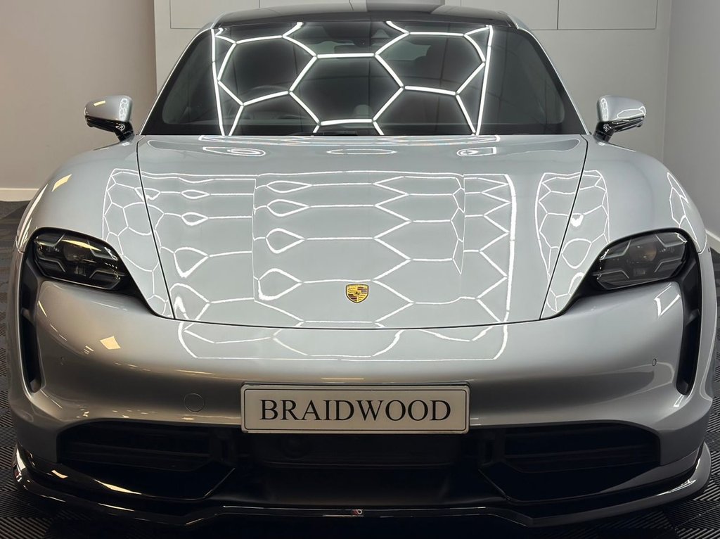 Used Porsche Taycan 2020 for sale - 76061565: Photo 25