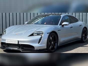 Used Porsche Taycan 2020 for sale - 76061565: Photo