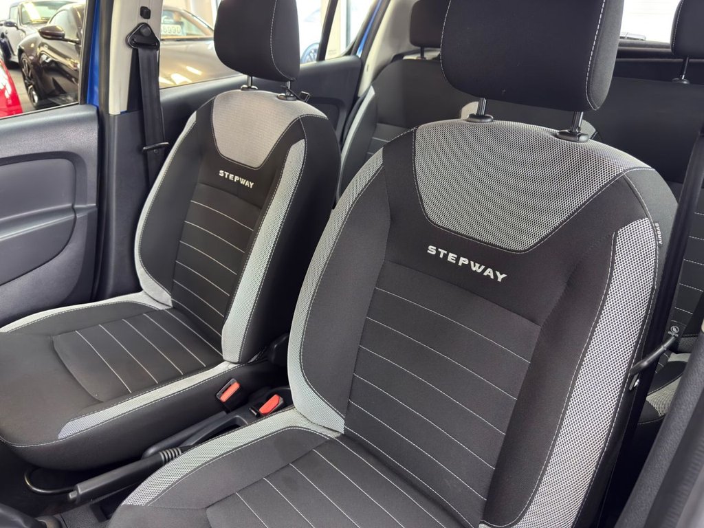 Used Dacia Sandero Stepway 2018 for sale - 77806627: Photo 18