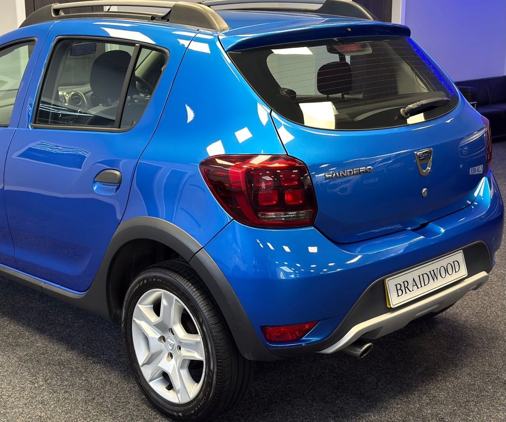 Used Dacia Sandero Stepway 2018 for sale - 77806627: Photo 25