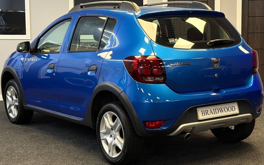 Used Dacia Sandero Stepway 2018 for sale - 77806627: Photo 4