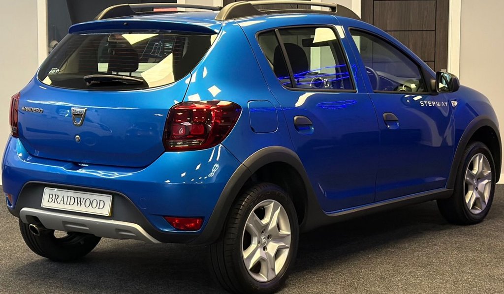 Used Dacia Sandero Stepway 2018 for sale - 77806627: Photo 6