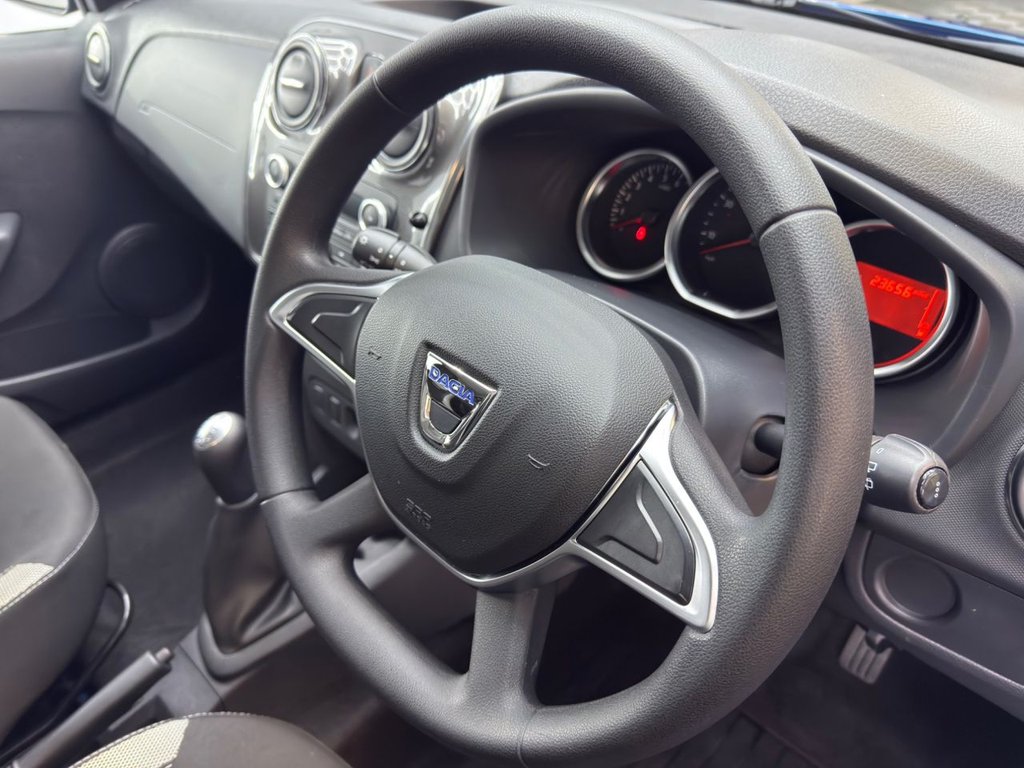 Used Dacia Sandero Stepway 2018 for sale - 77806627: Photo 7