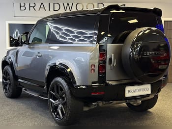 Used Land Rover Defender 90 2023 for sale - 79688963: Photo