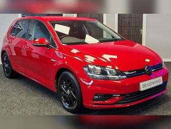 Used Volkswagen Golf 2019 for sale - 78597926: Photo