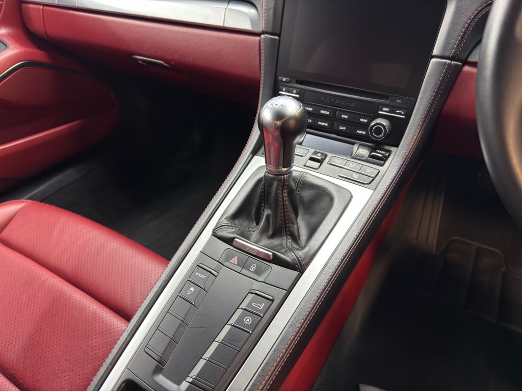 Used Porsche 718 Cayman 2018 for sale - 76228991: Photo 13