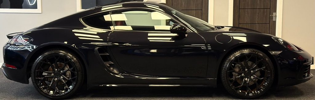 Used Porsche 718 Cayman 2018 for sale - 76228991: Photo 21