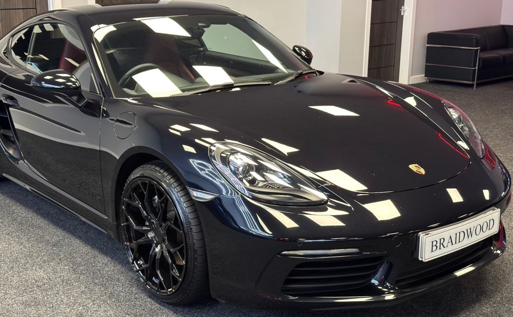 Used Porsche 718 Cayman 2018 for sale - 76228991: Photo 23