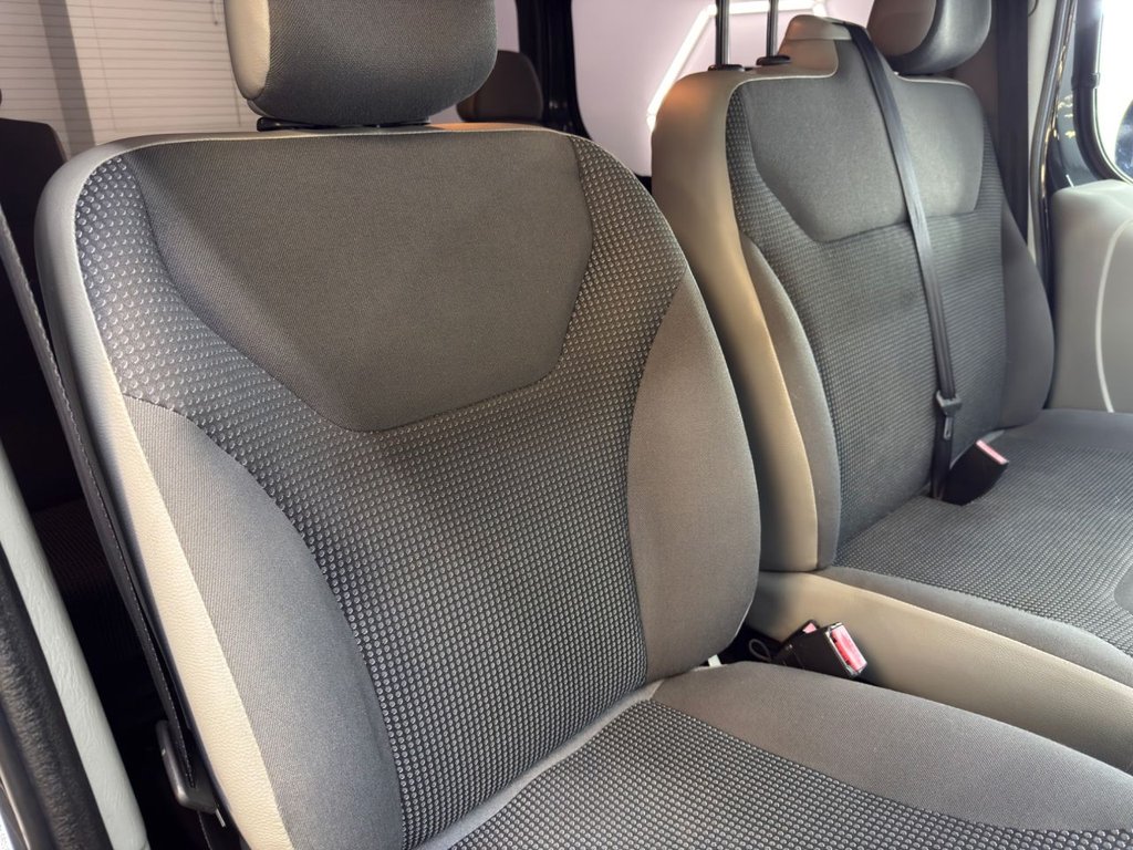 Used Vauxhall Vivaro 2014 for sale - 77850346: Photo 9