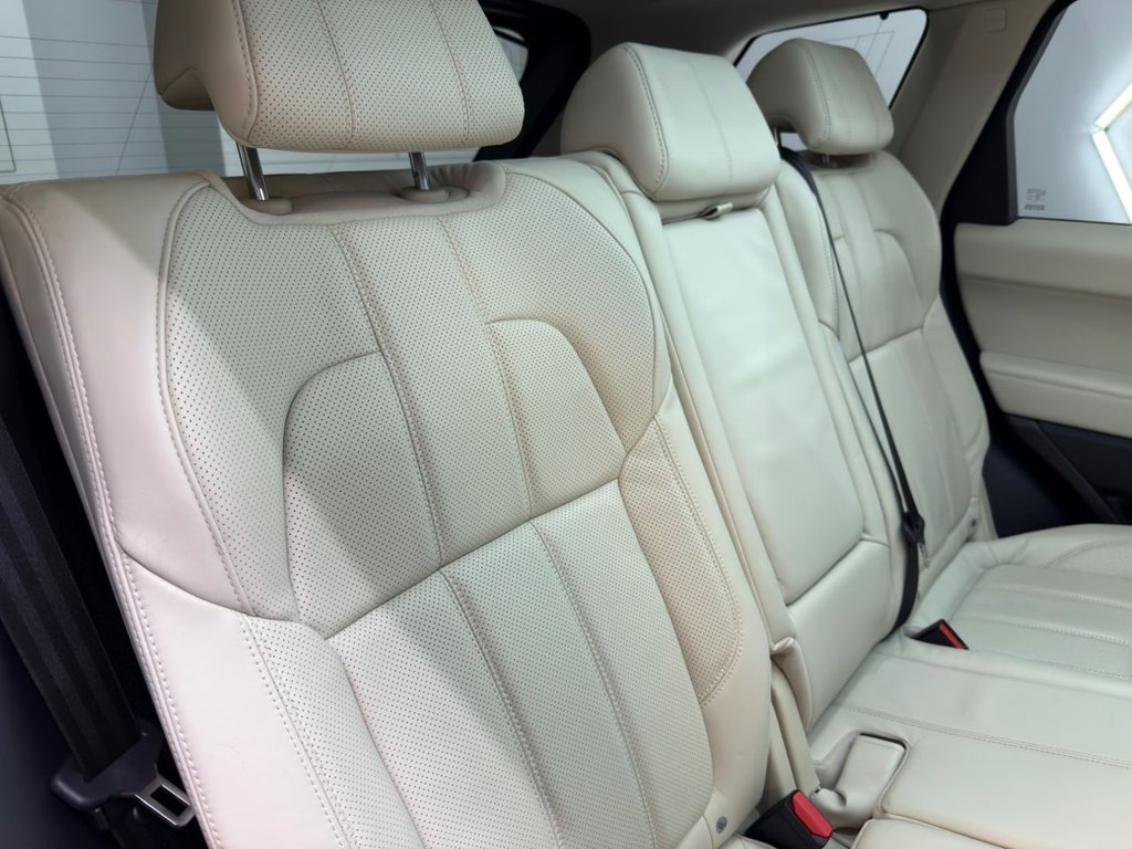 Used Land Rover Range Rover Sport 2016 for sale - 77422617: Photo 11