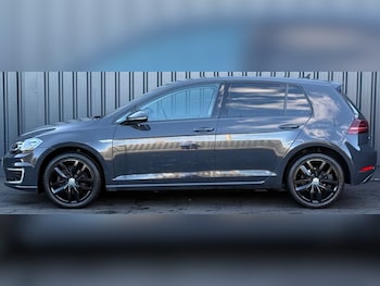 Used Volkswagen Golf 2019 for sale - 76081065: Photo