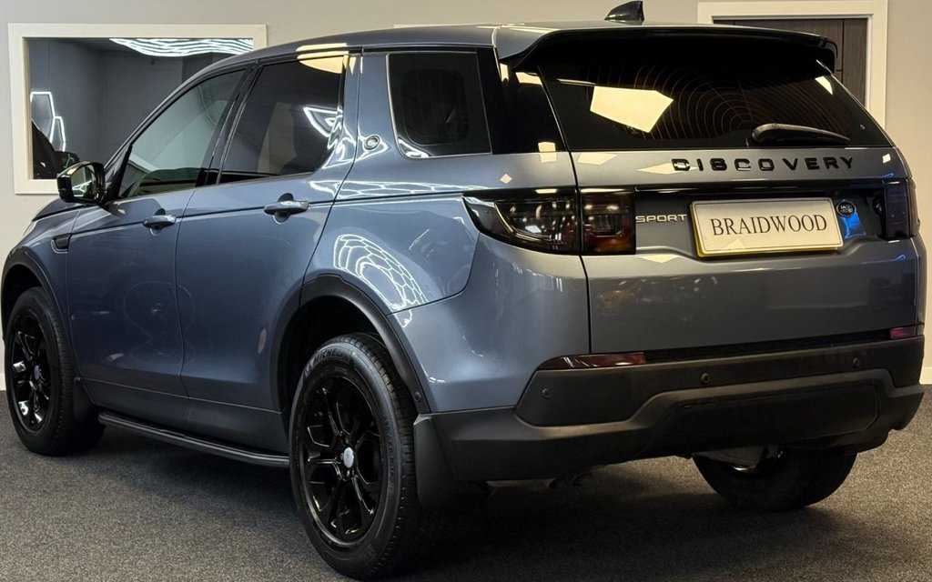 Used Land Rover Discovery Sport 2021 for sale - 76445752: Photo 4