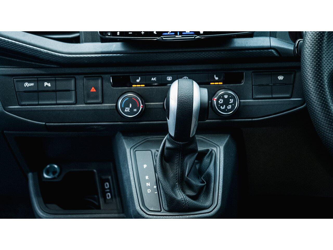 Used Volkswagen Transporter 2023 for sale - 77468654: Photo 37