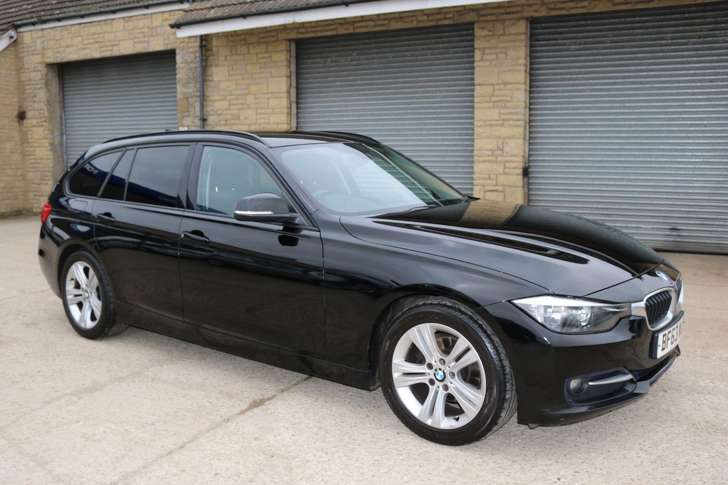 Used BMW 3 Series 2013 for sale - 78100271: Photo 2