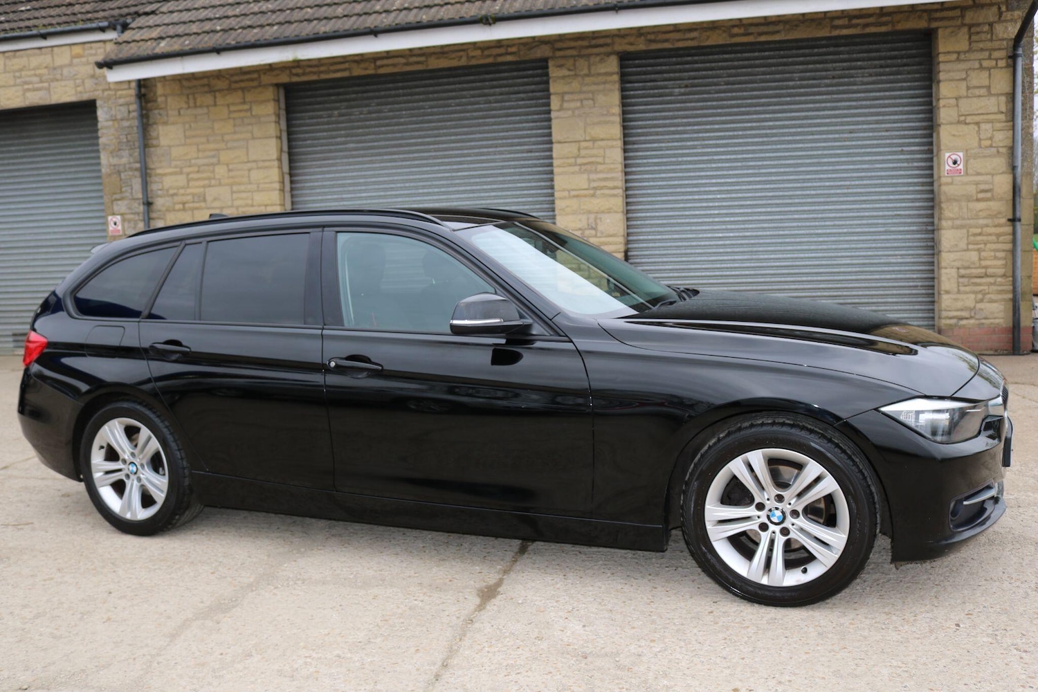 Used BMW 3 Series 2013 for sale - 78100271: Photo 3