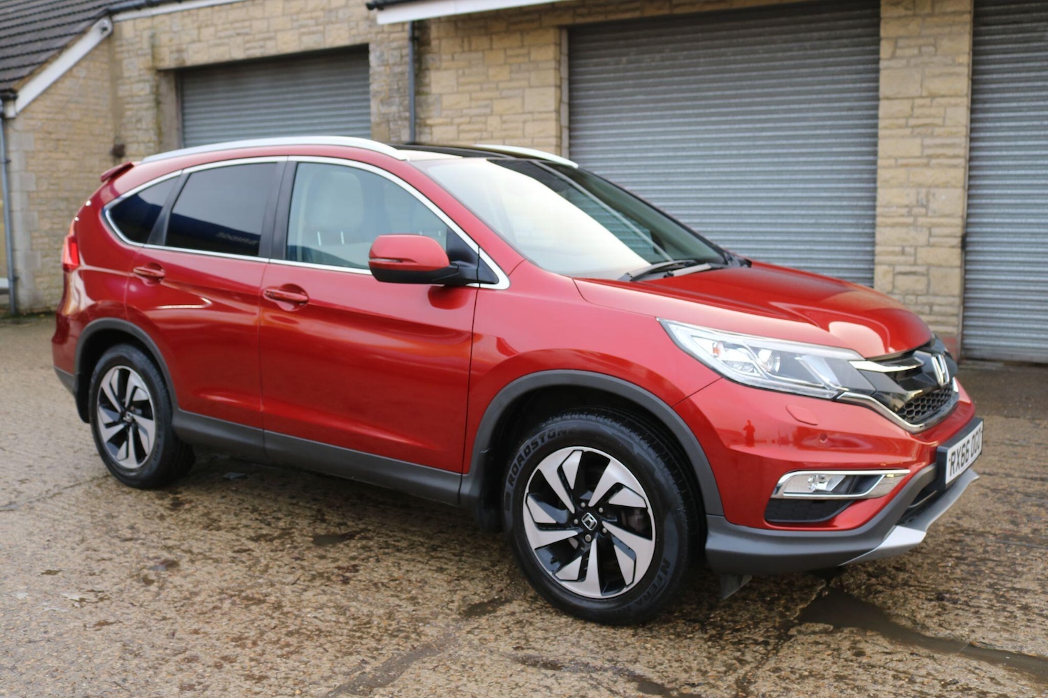 Used Honda CR-V 2017 for sale - 77498162: Photo 2