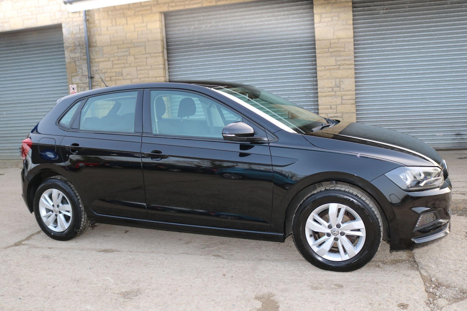 Used Volkswagen Polo 2019 for sale - 77769379: Photo 3