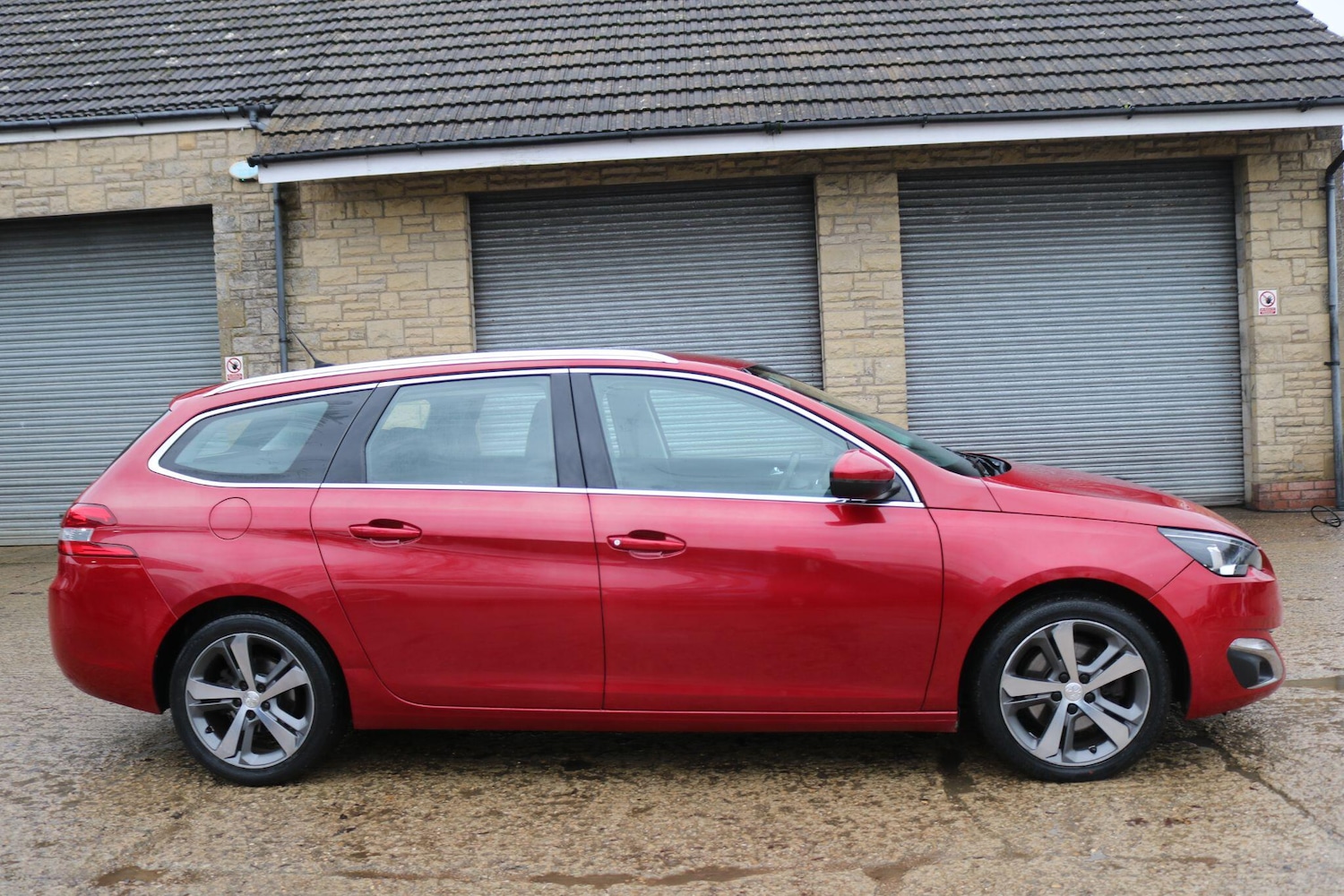 Used Peugeot 308 2016 for sale - 77498172: Photo 4